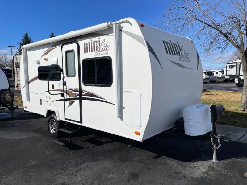 2015 Forest River Rockwood 1901, $ 13,998