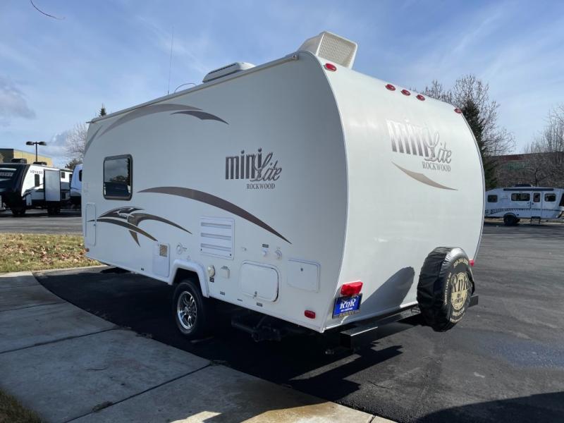 2015 Forest River Rockwood 1901, $ 13,998