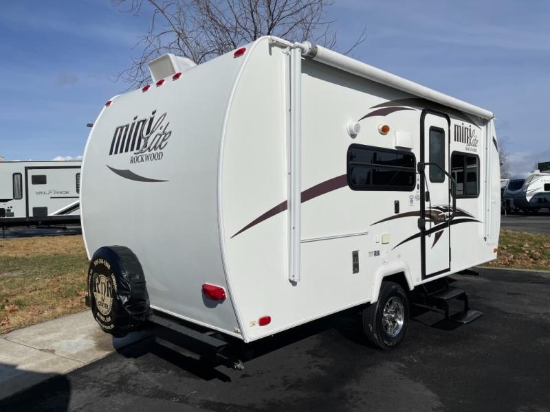 2015 Forest River Rockwood 1901, $ 13,998