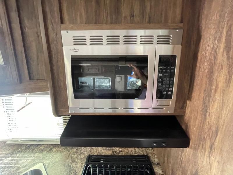 2016 Keystone Cougar 28RBSWE, $ 24,990
