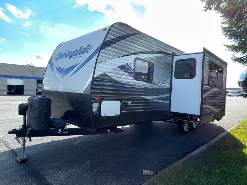 2017 Keystone Springdale (East) 240BH, $ 19,998