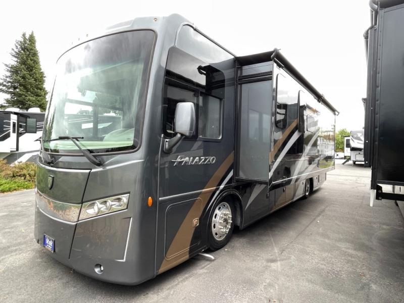 2019 Thor Motor Coach Palazzo 33.2, $ 99,990