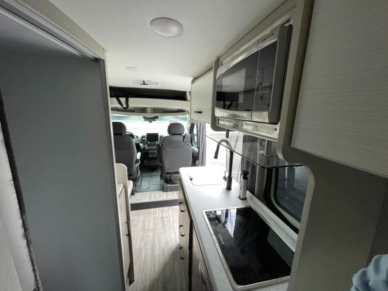2024 Thor Motor Coach Dazzle 2JB, $ 99,990