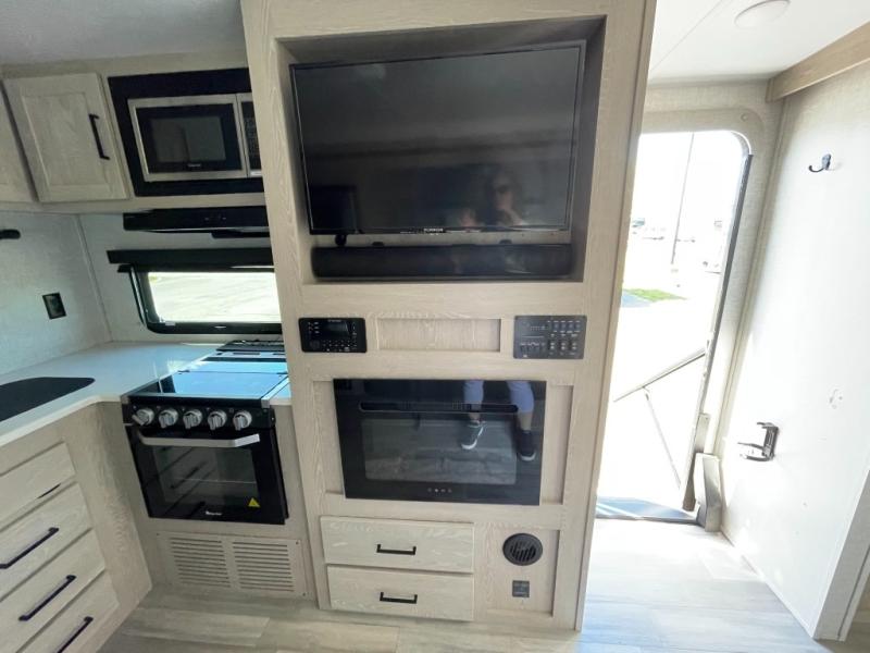 2022 Forest River Rockwood Mini Lite 2511S, $ 29,998