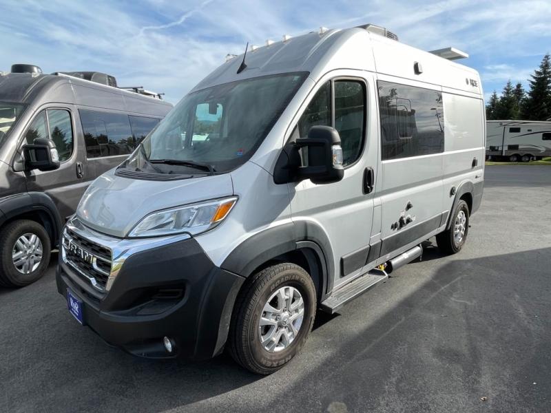 2024 Thor Motor Coach Riviera 39BH, $ 84,990