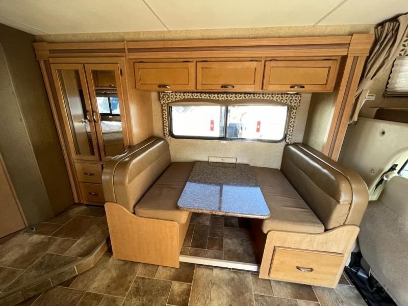 2016 Thor Motor Coach Four Winds 24C, $ 39,990