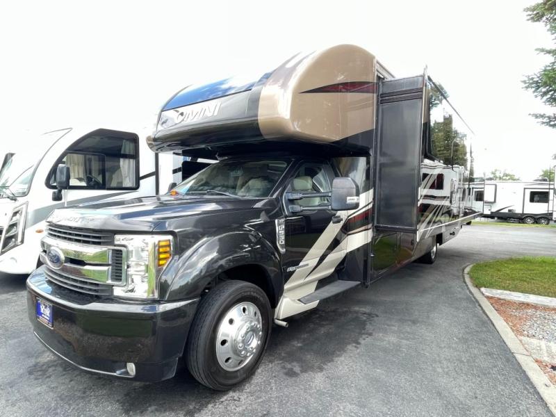 2020 Thor Motor Coach Omni Super C BB35, $ 99,990