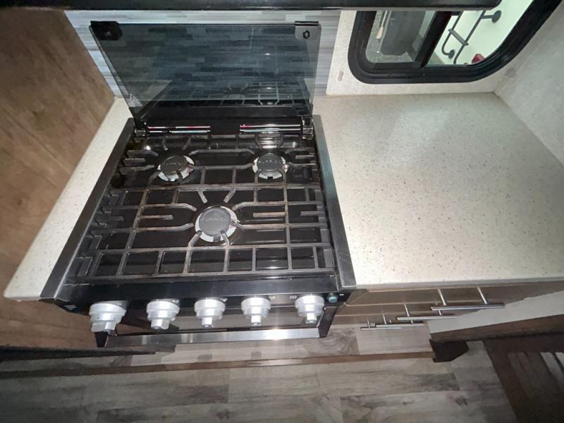 2019 Keystone Cougar Half-Ton (East) 32RLI, $ 34,995