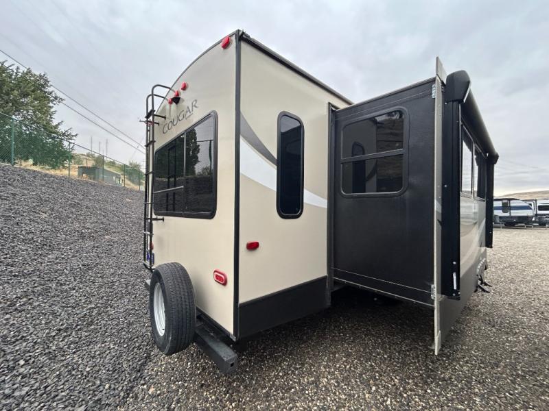 2019 Keystone Cougar Half-Ton (East) 32RLI, $ 34,995