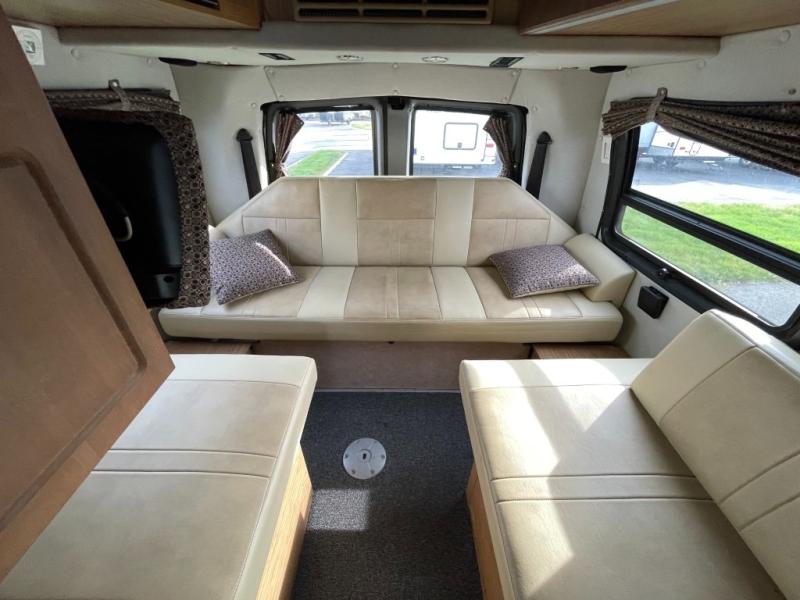 2016 Roadtrek 210 Popular, $ 69,999