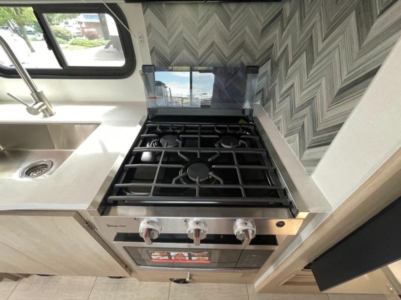 2027 Coachmen Leprechaun 319MB Ford 450, $ 139,990