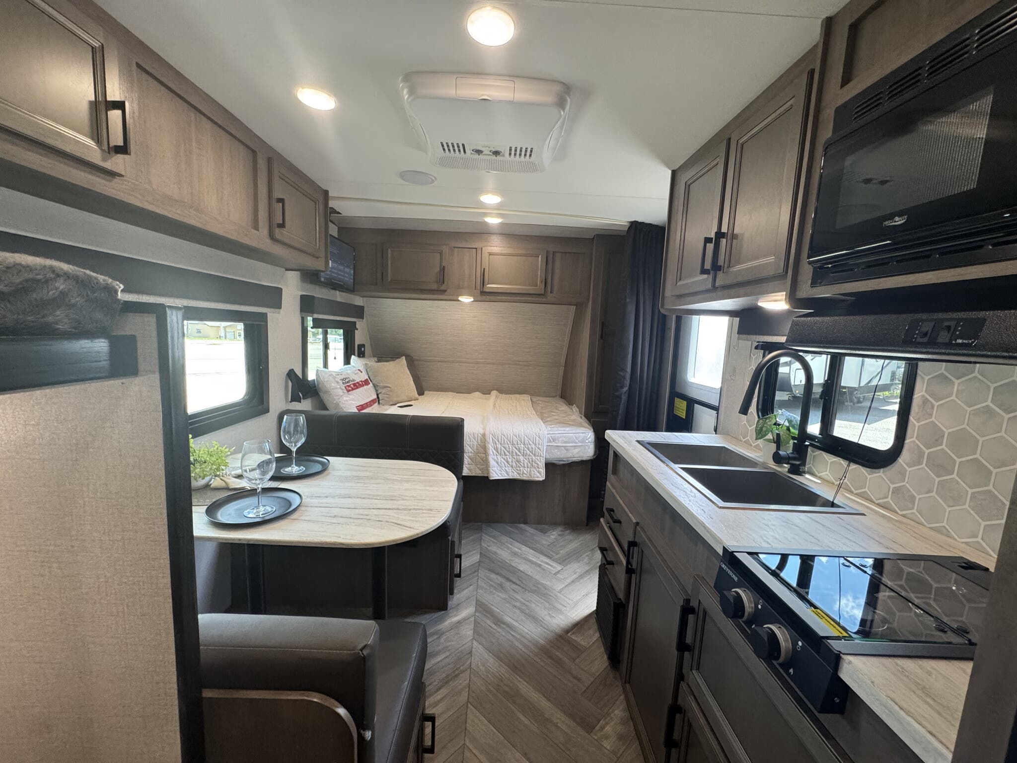 2022 Open Range Olympia 19BH, $ 13,500