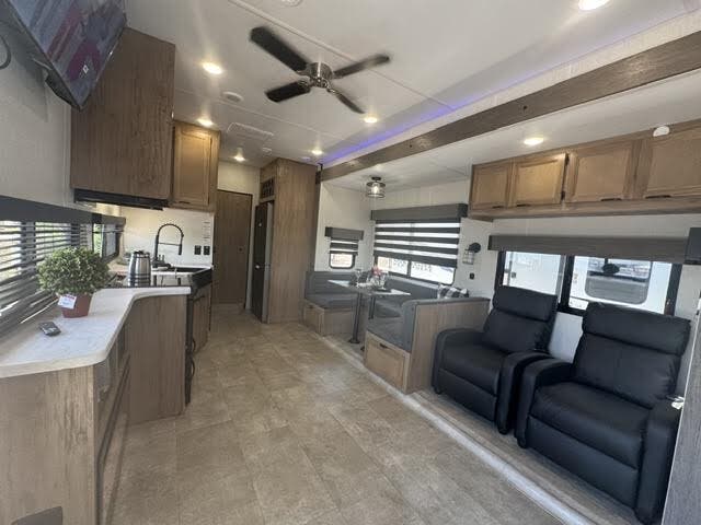 2024 Forest River Cherokee Timberwolf 39TN, $ 29,999