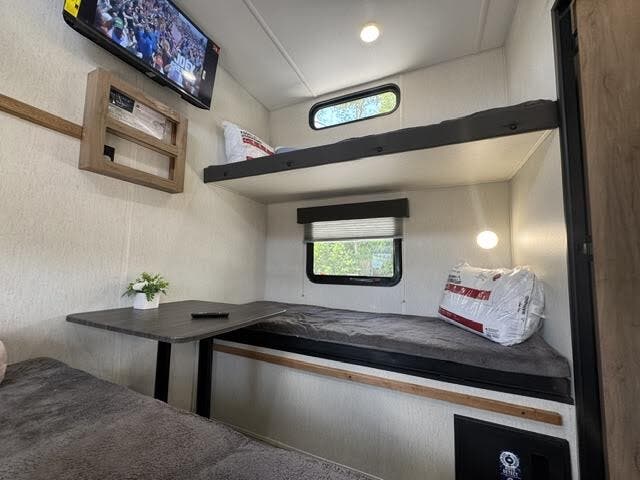 2024 Forest River Cherokee Timberwolf 39TN, $ 29,999