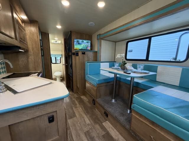 2023 Gulf Stream Vintage Cruiser 23QBS, $ 19,975