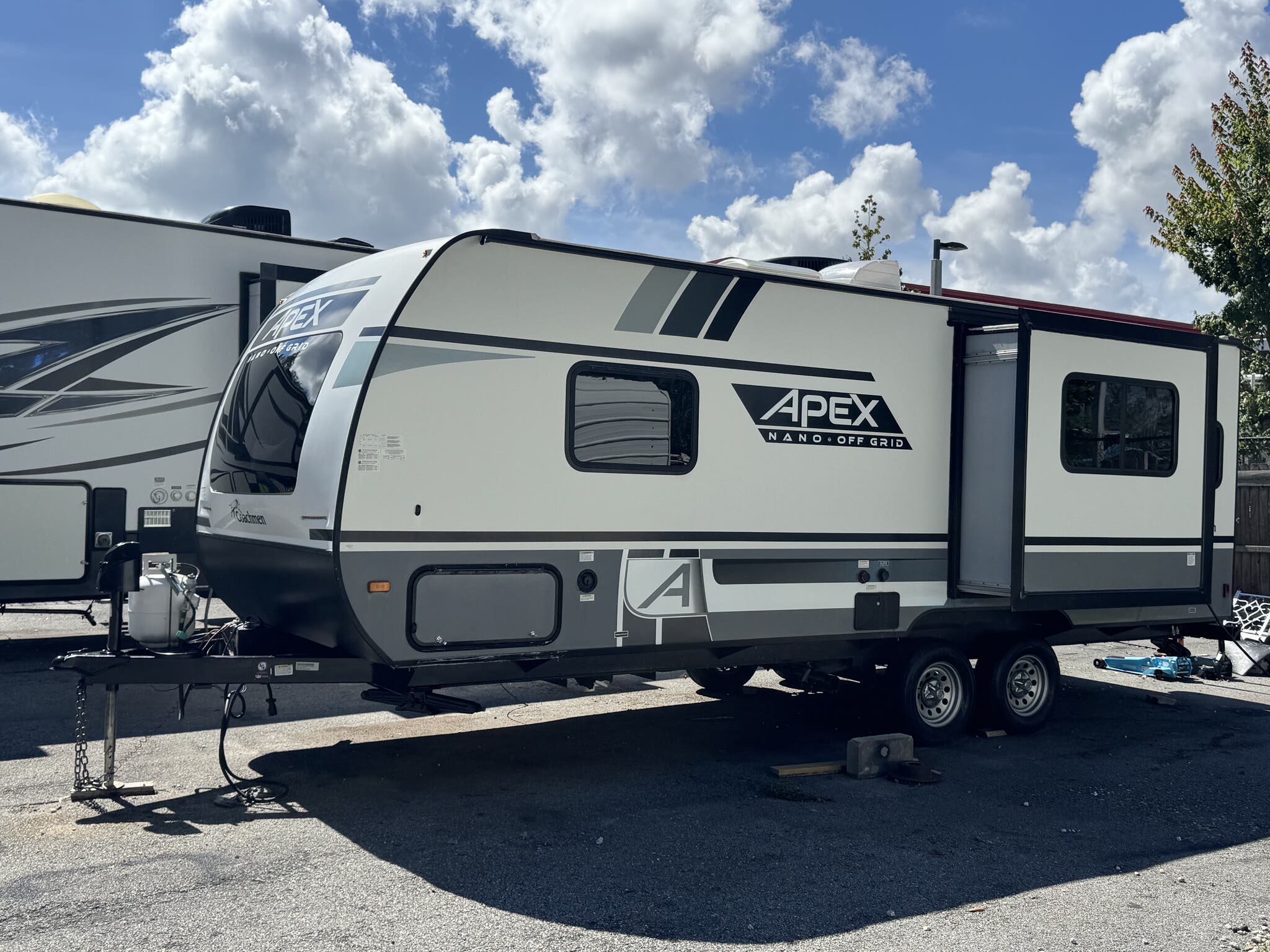 2022 Coachmen Apex Nano 213RDS, $ 21,997
