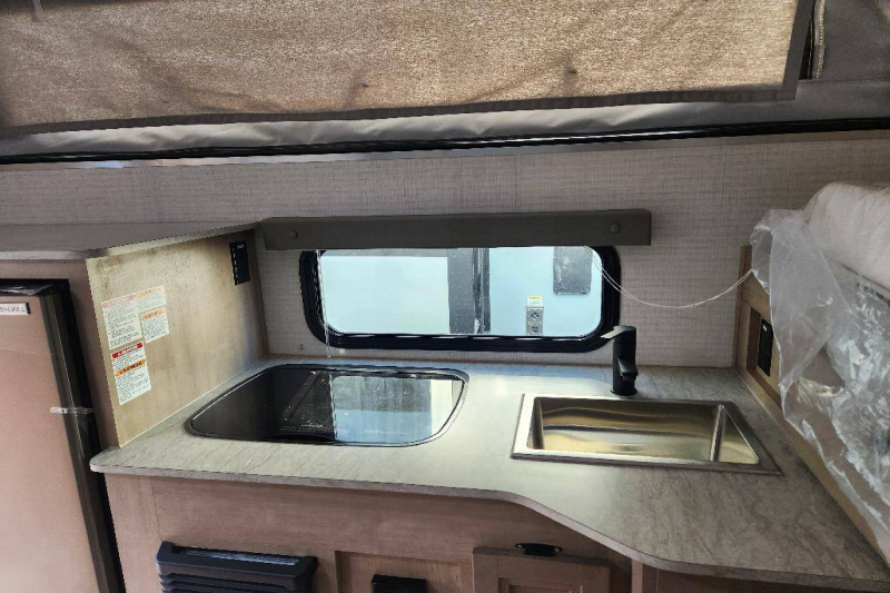 2025 Palomino Real-Lite Truck Camper SS-1608, $ 23,990