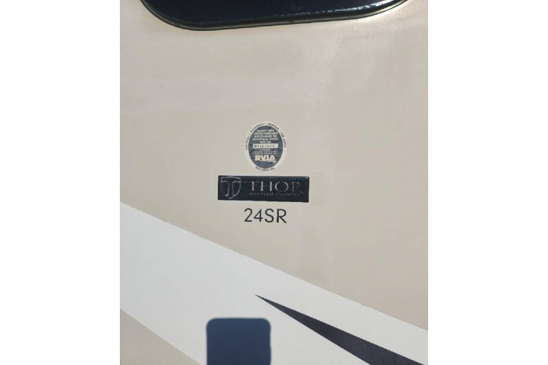 2015 Thor Motor Coach Citation Sprinter 24SR, $ 0