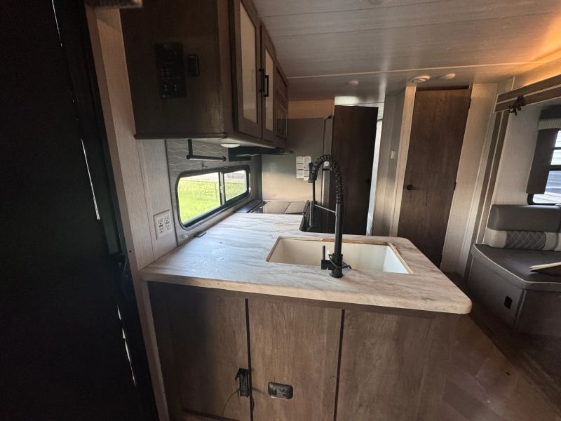 2022 Forest River Wildwood, $ 19,900
