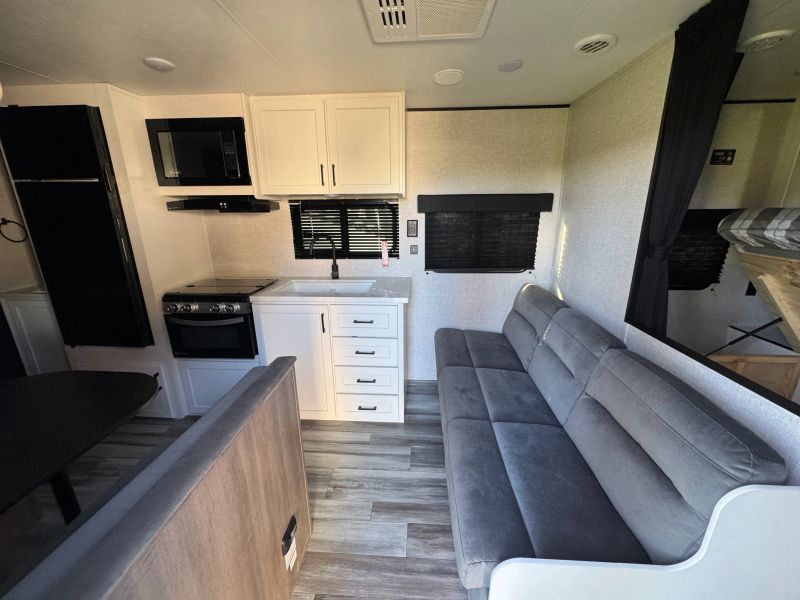 2025 Jayco Jay Flight SLX, $ 21,000