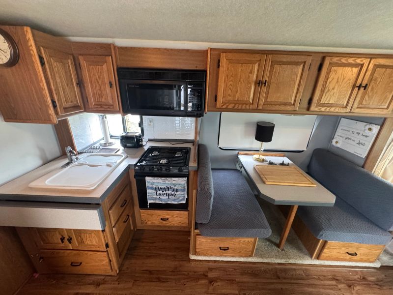 2004 Tiffin Motorhomes Allegro Bay Series, $ 17,000