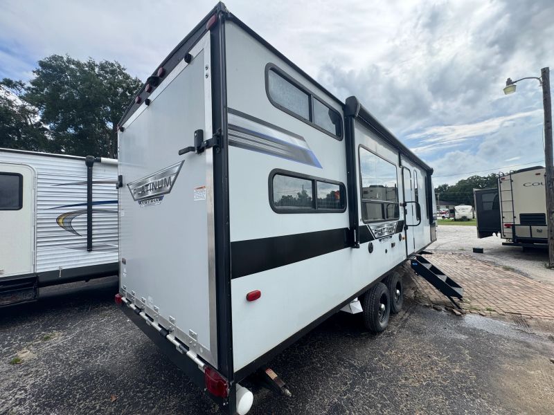 2021 Forest River Salem FSX Max Toy Hauler, $ 17,900