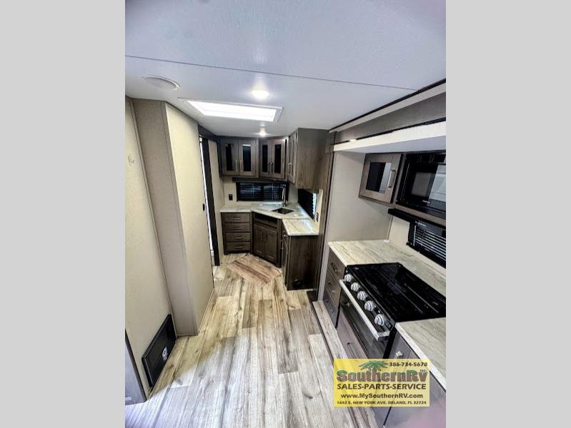 2023 Grand Design Transcend Xplor 240ML, $ 19,999