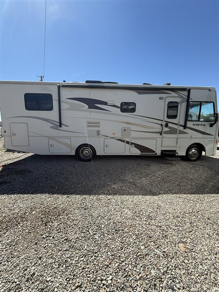 2016 Winnebago VISTA, $ 34,995