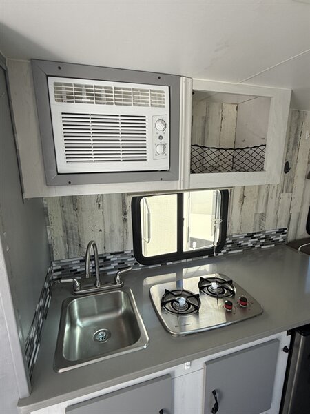 2023 Travel Lite Rove Lite, $ 14,995