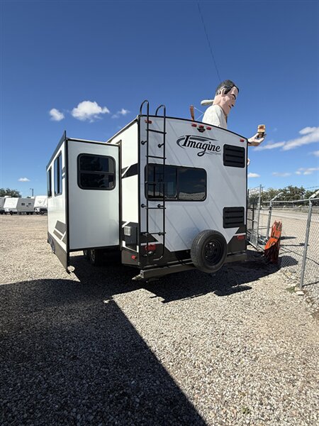 2020 Grand Design Imagine 2670MK, $ 24,995