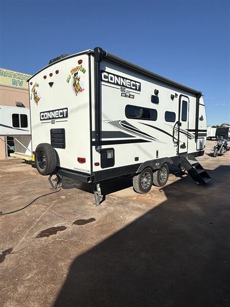 2022 KZ Connect SE C191MBSE, $ 21,450