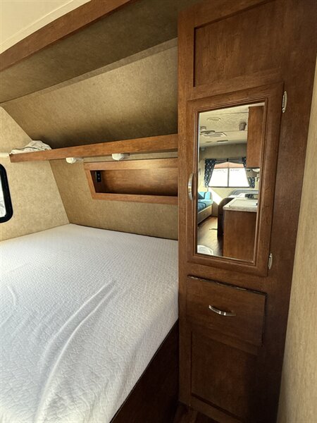 2016 Forest River Vibe West Coast Edition 207RD, $ 12,999