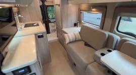2022 Thor Motor Coach Sequence 20k, $ 77,800