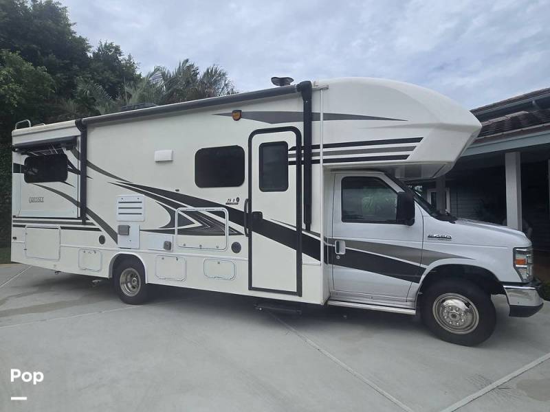 2019 Entegra Coach Odyssey M-26D 450hp Ford, $ 50,000