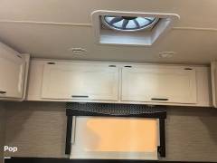 2021 Thor Motor Coach Vegas 24.1, $ 64,000