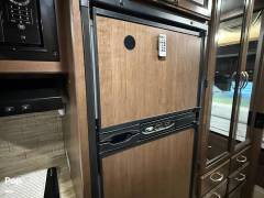2017 Thor Motor Coach Vegas 25.2, $ 43,350