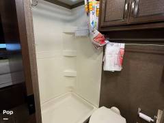 2017 Thor Motor Coach Vegas 25.2, $ 43,350