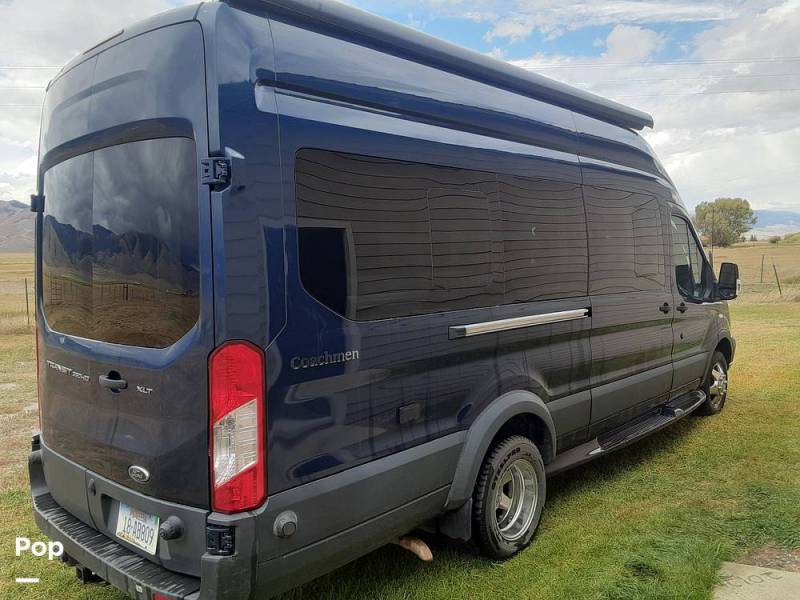 2017 Coachmen Crossfit M-22 D Ford 350HD, $ 72,300