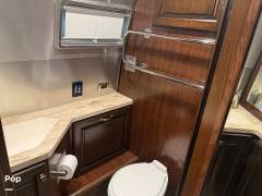 2018 Airstream Classic 30RB Twin, $ 99,900
