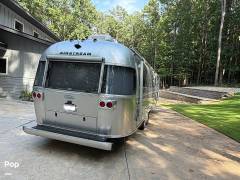 2018 Airstream Classic 30RB Twin, $ 99,900