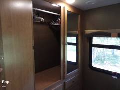 2016 Thor Motor Coach Windsport 31S, $ 53,900