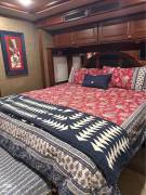 2015 Winnebago Journey 40R, $ 112,000