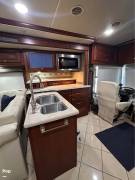 2015 Winnebago Journey 40R, $ 112,000