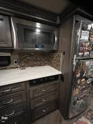 2017 Winnebago Forza 34T, $ 88,900