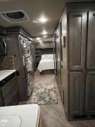 2017 Winnebago Forza 34T, $ 88,900
