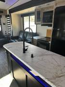 2022 Cherokee Arctic Wolf 3660 SUITE, $ 45,800