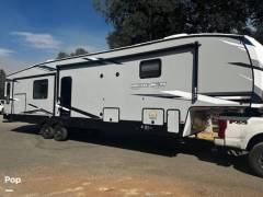 2022 Cherokee Arctic Wolf 3660 SUITE, $ 45,800