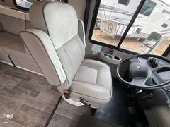 2019 Winnebago Intent 29L, $ 65,000