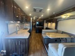 2019 Thor Motor Coach Miramar 37.1, $ 94,500