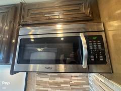 2019 Thor Motor Coach Miramar 37.1, $ 94,500
